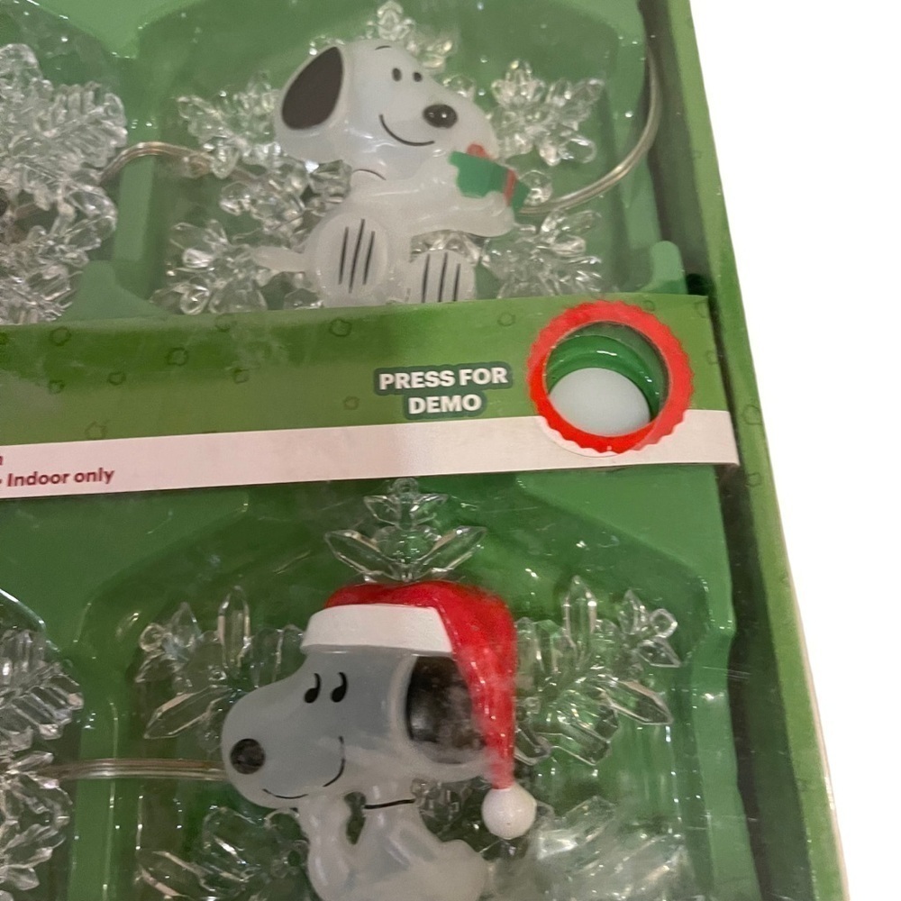 NIB PEANUTS Charlie Brown Snoopy Christmas Musical String Lights - Picture 3 of 4